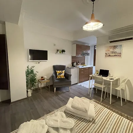 Flats Company - Karakoy *