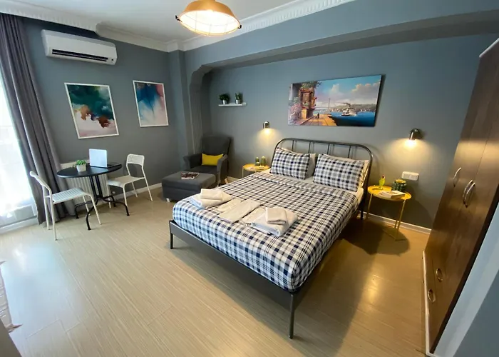 Flats Company - Karakoy *