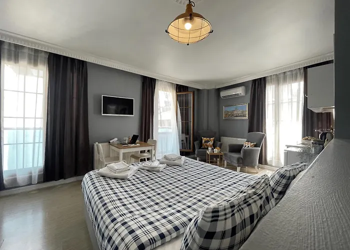 Flats Company - Karakoy *